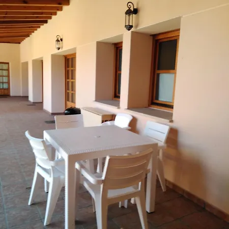 Semesterbostad Olmo, Jardin Y Piscina A 20 Minutos De Salamanca Almenara de Tormes