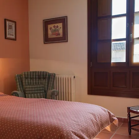 Semesterbostad Olmo, Jardin Y Piscina A 20 Minutos De Salamanca Almenara de Tormes