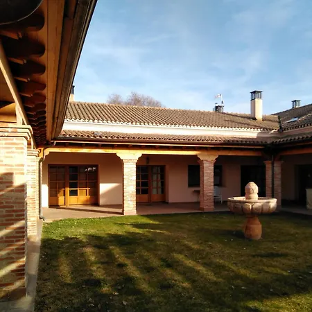 Olmo, Jardín Y Piscina A 20 Minutos De Salamanca * Almenara de Tormes