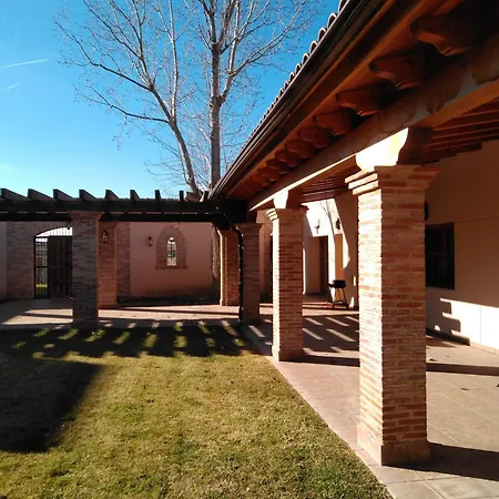 Semesterbostad Olmo, Jardin Y Piscina A 20 Minutos De Salamanca