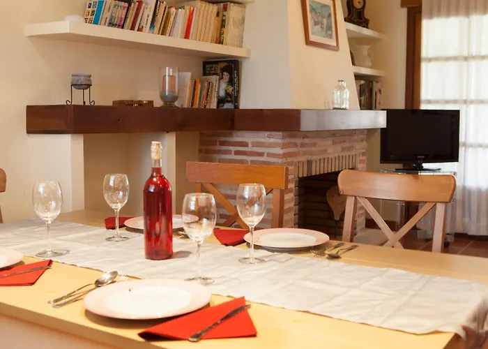 Olmo, Jardin Y Piscina A 20 Minutos De Salamanca Hébergement de vacances *