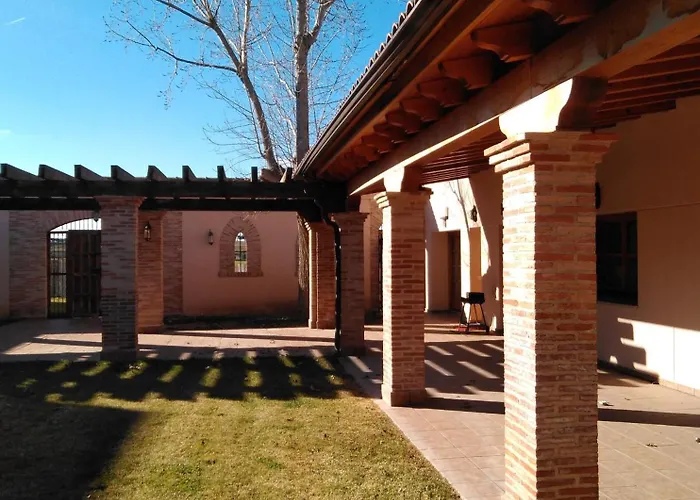 Hébergement de vacances Olmo, Jardin Y Piscina A 20 Minutos De Salamanca