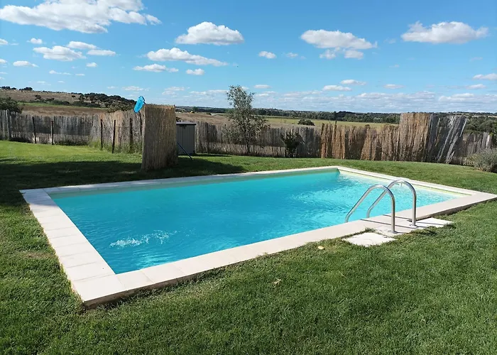 Olmo, Jardin Y Piscina A 20 Minutos De Salamanca Hébergement de vacances Almenara de Tormes