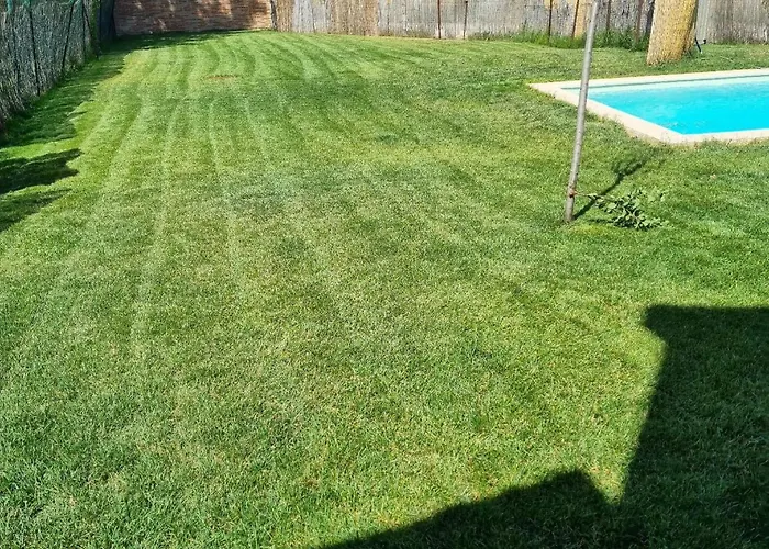 Olmo, Jardin Y Piscina A 20 Minutos De Salamanca Hébergement de vacances *